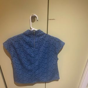 Printed cap sleeve shirt